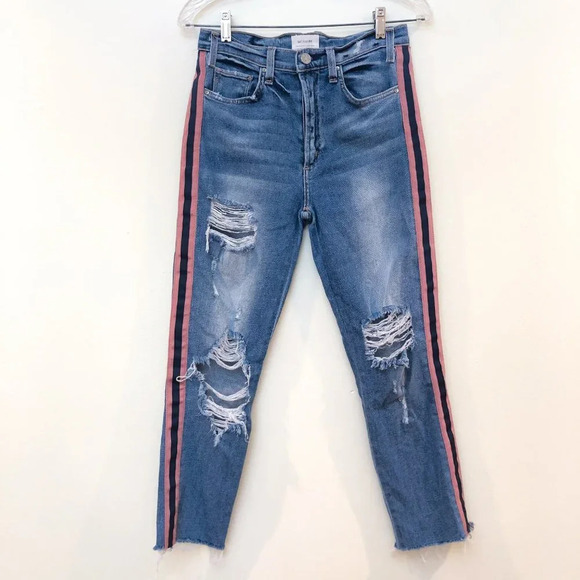 Sold - Picture 3 of 12